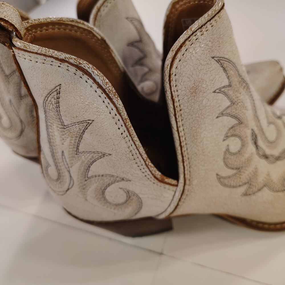 Myra Yipple Western Leather Booties size 9, crackle leather - Picture 7 of 16
